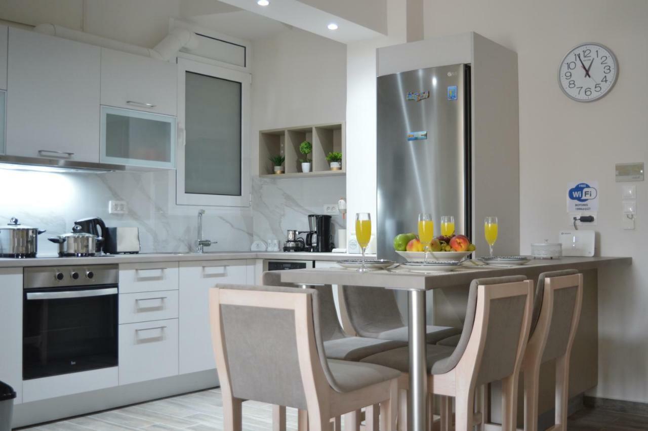 Botonis Bright Spacious Apartment ハニア エクステリア 写真