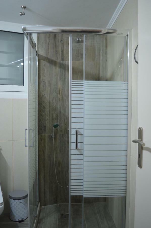 Botonis Bright Spacious Apartment ハニア エクステリア 写真