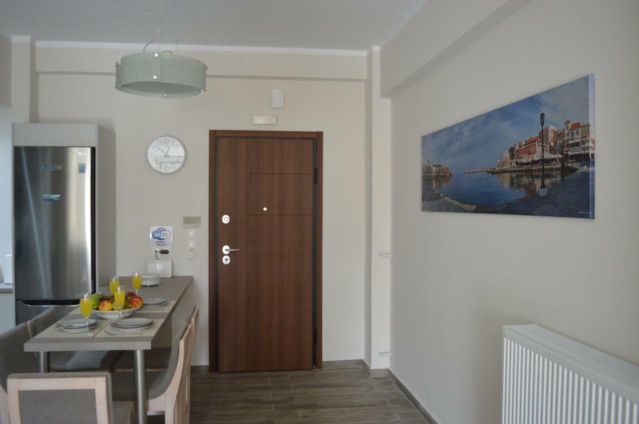 Botonis Bright Spacious Apartment ハニア エクステリア 写真